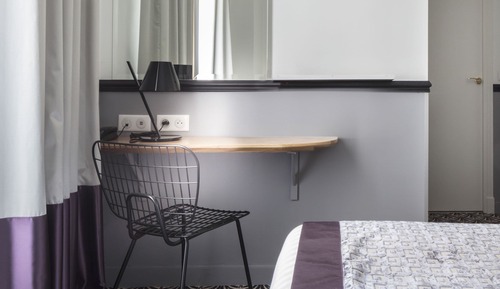 Habitación estándar doble - Minibar soft de cortesía, bandeja de cortesía, Chromecast,Prensa digital