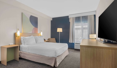 Habitación, 1 cama doble (Mobility & Hearing, Roll-in Shower)