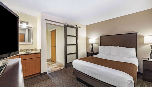 Suite, 2 habitaciones, no fumadores (1 King Bed and 1 Queen Bed)