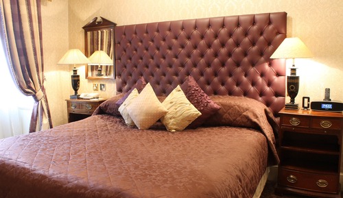 One Bedroom Suite
