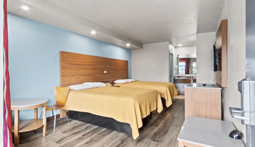 Habitación estándar, 2 camas de matrimonio, fumadores