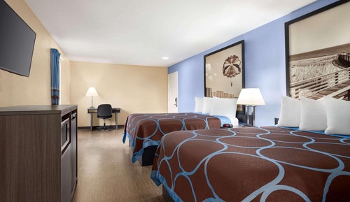 Suite estudio, 2 camas de matrimonio, no fumadores