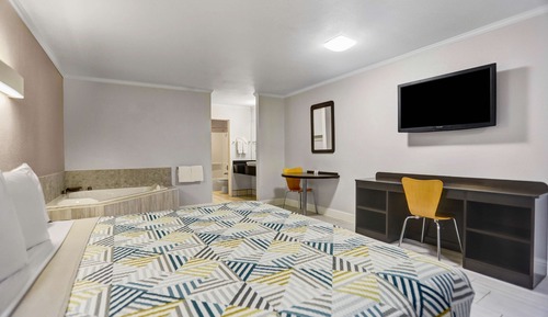 Habitación estándar, 1 cama de matrimonio, accesible para personas con discapacidad, no fumadores