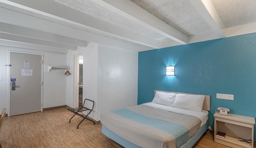 Habitación estándar, 1 cama de matrimonio, accesible para personas con discapacidad, no fumadores