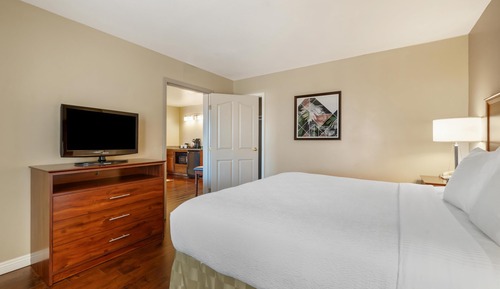 Suite, 1 cama de matrimonio grande, no fumadores, balcón
