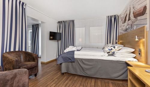 Suite, 1 cama de matrimonio, balcón, vistas al mar