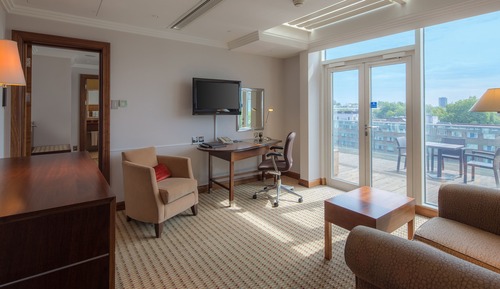 Executive Terrace Suite, 1 King Bed, Terrace, City View