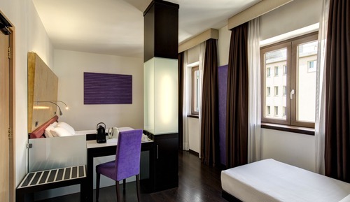 Habitación superior, varias camas (Converts to 2 Twin Beds)