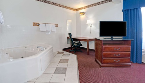 Suite, 1 cama de matrimonio grande, bañera de hidromasaje