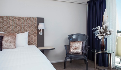 Habitación Deluxe, 1 cama de matrimonio, balcón, vistas a la ciudad