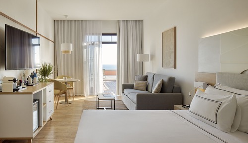 Suite junior, vistas al mar (The Level, with Solarium)