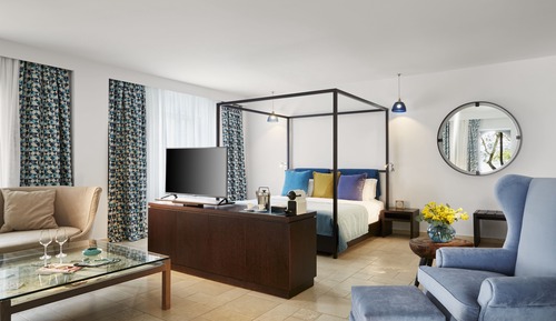 Grand Suite Sea Front with Private Pool