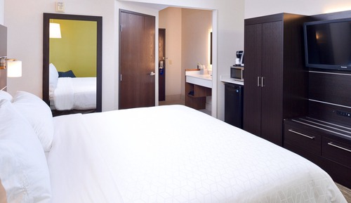 Habitación estándar, 1 cama de matrimonio grande (Mobility Tub)