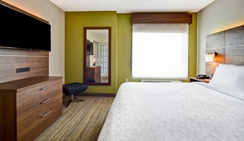 Suite, 1 habitación, accesible para personas con discapacidad (Communications, Accessible Tub)
