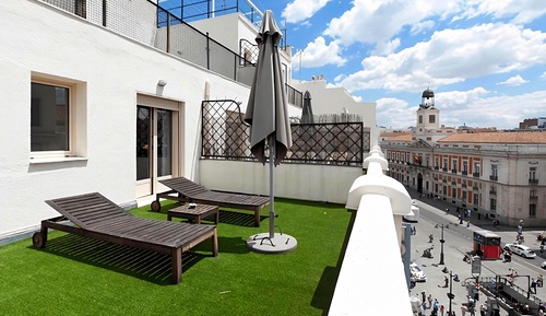 Habitación doble, 1 cama doble o 2 individuales, terraza (Frontal)