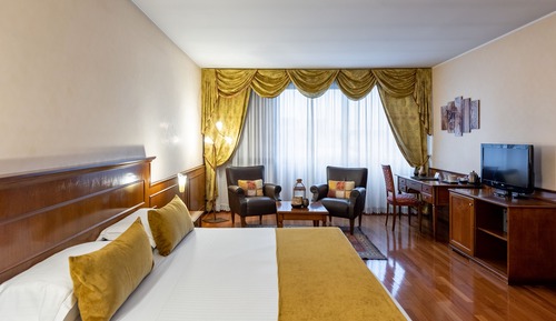 Suite junior, bañera de hidromasaje