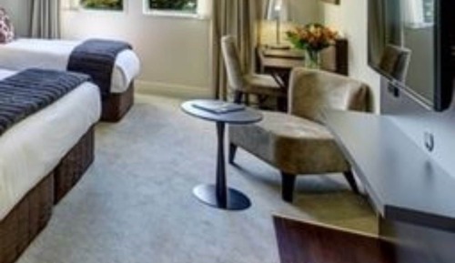 Habitación familiar (Deluxe Non-Lakeview)