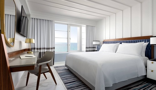 Suite, 1 habitación, frente al mar (Mobility/Hearing Access, Roll-In Shwr)
