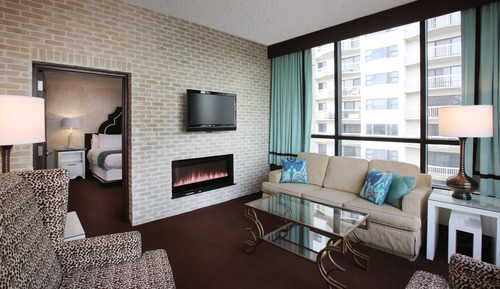 CHELSEA ONE BEDROOM SUITE 1 KING NON-SMOKING