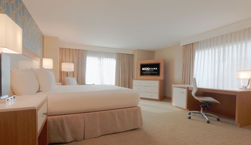 HAVANA OCEAN VIEW EXECUTIVE ROOM 1 KING NON-SMOKING