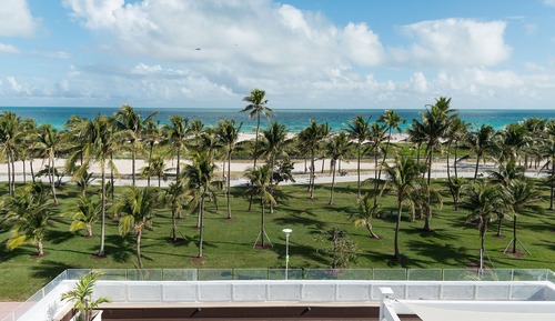 Ocean Front 1 King Bed, Private Terrace 