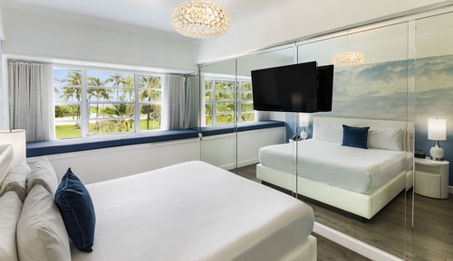 Ocean Front Room 1 King Bed 