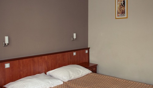 Habitación estándar con 1 cama doble o 2 individuales