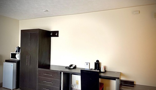 Habitación estándar, 2 camas de matrimonio, no fumadores, frigorífico