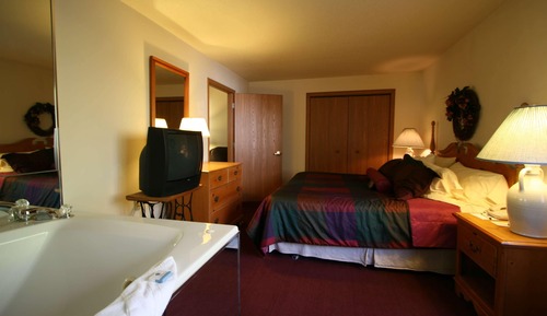 Suite, 1 cama de matrimonio grande, no fumadores, bañera de hidromasaje (with Sofabed)