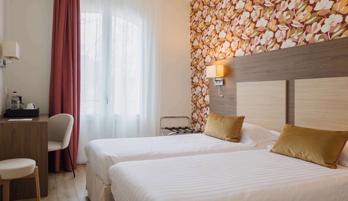 Habitación superior, 1 cama de matrimonio, no fumadores
