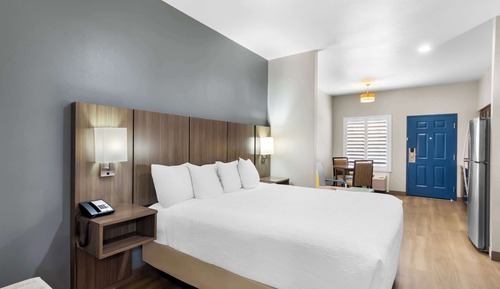 Suite, 1 cama de matrimonio grande, no fumadores, cocina básica (with Sofabed)