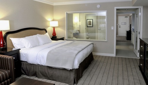 Suite Deluxe, 2 habitaciones, bañera de hidromasaje (Fireplace, Canadian/US Fallsview)