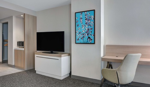 Habitación, 2 camas dobles (Mobility & Hearing, Roll-in Shower)