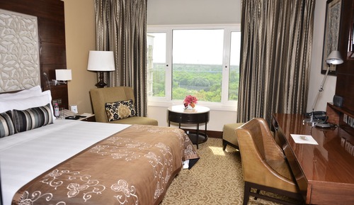 Taj Club Suite King Bed Diplomatic Enclave View