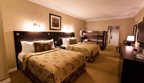 Habitación superior, varias camas