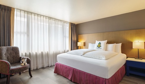 Habitación, 1 cama de matrimonio grande, accesible para personas con discapacidad, con vistas
