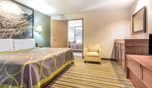 Habitación estándar, 1 cama de matrimonio grande, vistas a la montaña