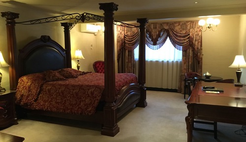Habitación Royal (Royal Manor Suite)