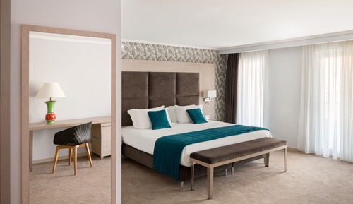 Habitación familiar, balcón