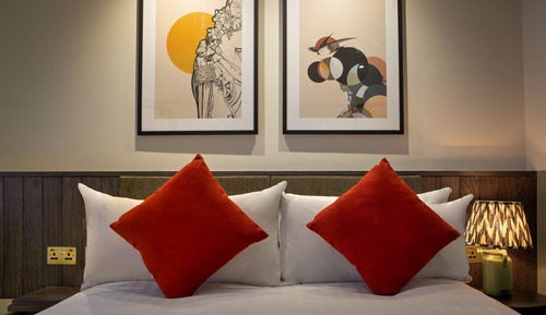 Habitación, 1 cama de matrimonio con sofá cama