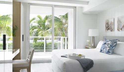 Suite estándar, 1 cama de matrimonio grande, vistas a la ciudad (Sunset View King)