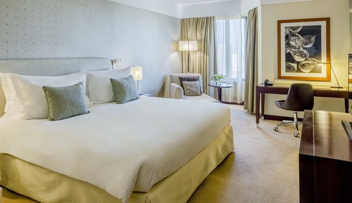 Suite, 1 cama de matrimonio grande (Diplomatic, High Floor)
