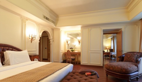 Diplomatic Suite with Balcony