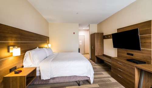 Suite, 1 cama de matrimonio grande, bañera accesible (Communications, Access Tub)