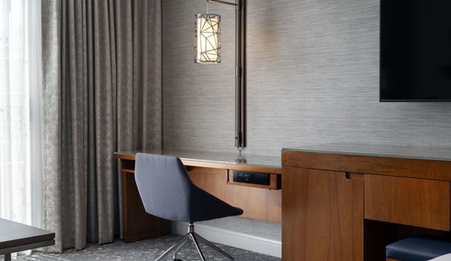 Suite, 1 cama de matrimonio con sofá cama, no fumadores (Mobility Accessible, Roll-In Shower)