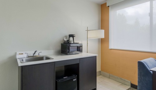 Habitación estándar, 1 cama de matrimonio grande, no fumadores, frigorífico y microondas