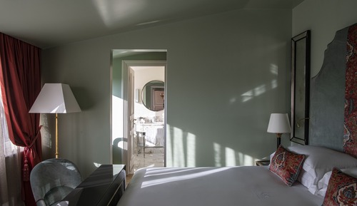 Eternal Iconic Suite