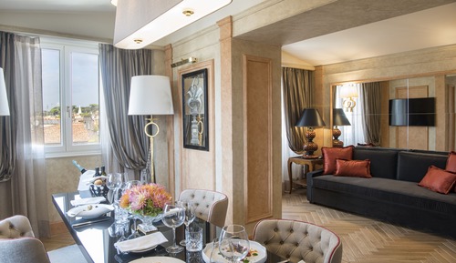 Roman Dream Suite