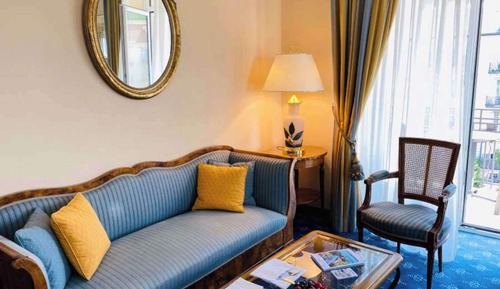 Suite junior, 1 cama doble, balcón