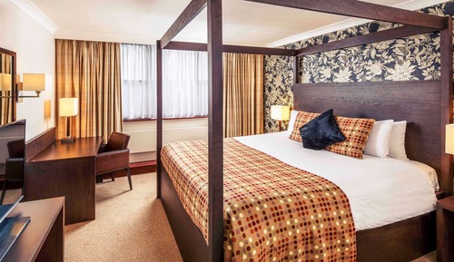Suite superior, 1 cama doble, vistas al lago, junto al lago